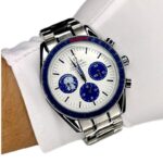 iconic snoopy chornograph watch - Image 10